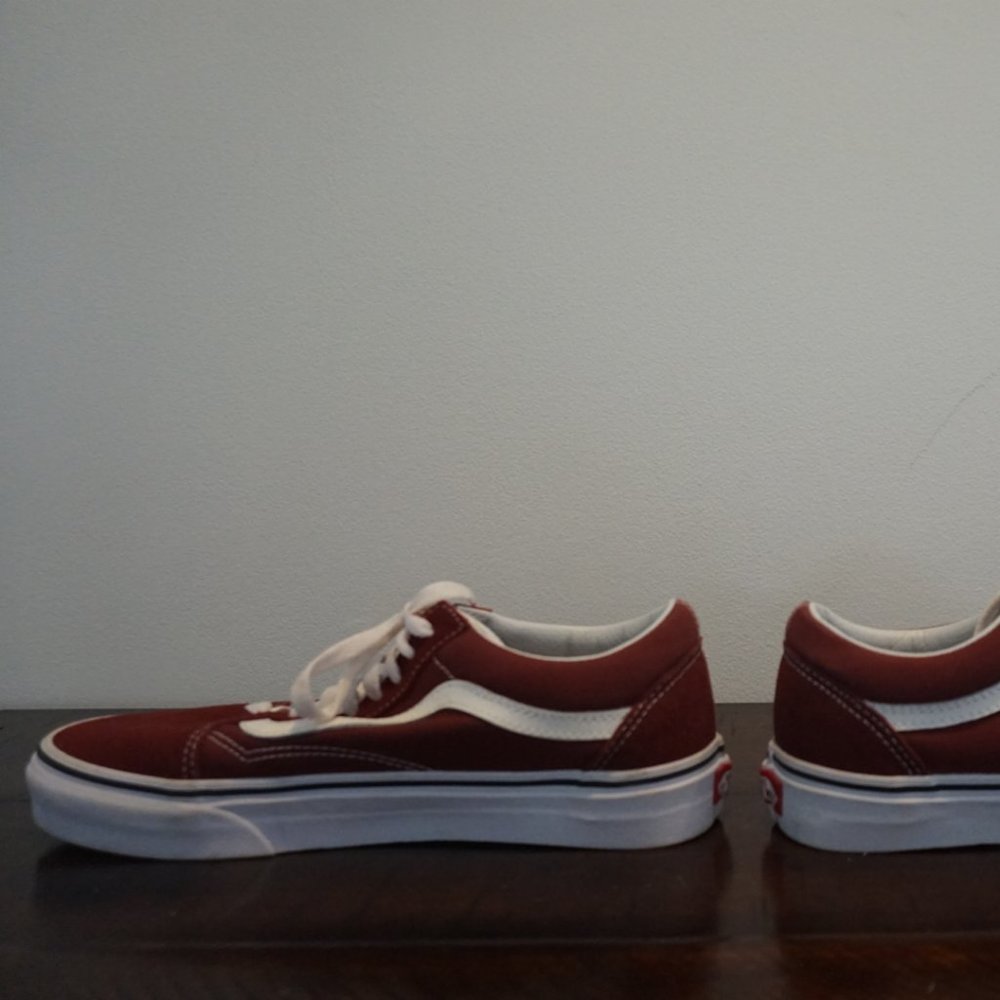 Red Vans Lowtop